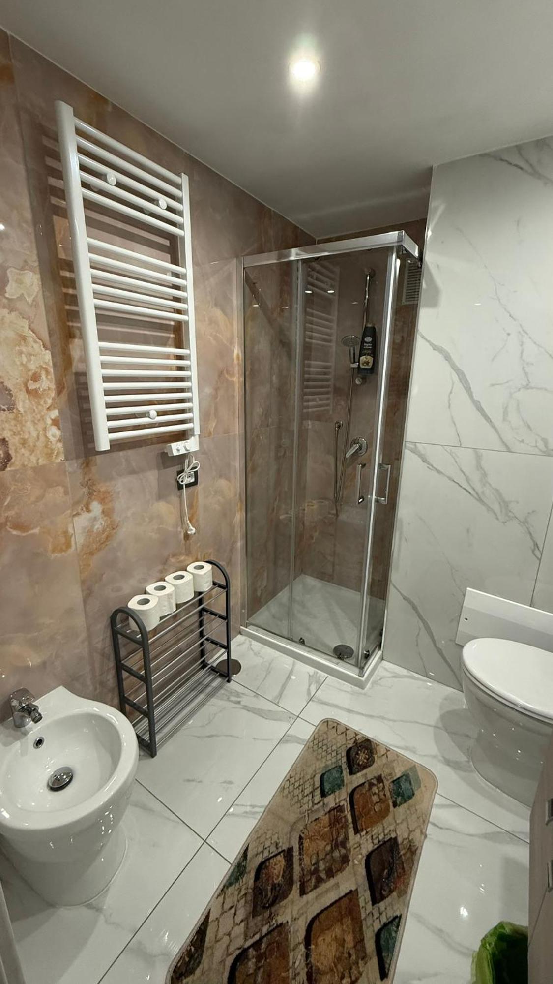 Mixed By Erry Hotel Napoli Bagian luar foto
